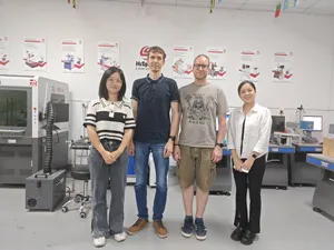 عميل استوني