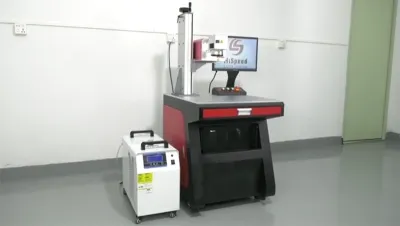 ماكينة وسم ليزر أشعة UV بتصميم مكتبي مدمج