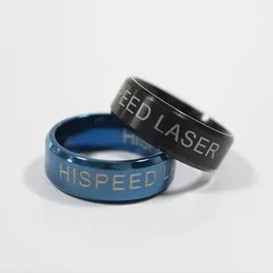 النقش بالليزر على الخاتم المعدني