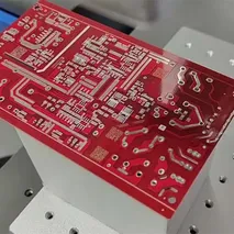 الوسم بالليزر لرموز QR على الـ PCB