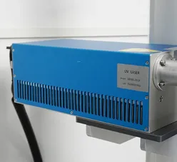 مصدر الليزر