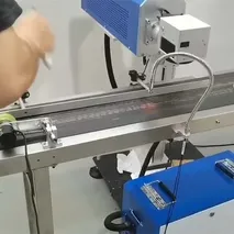 وسم بالليزر على أغطية الألمنيوم المضغوطة بدقة عالية وثبات دائم 