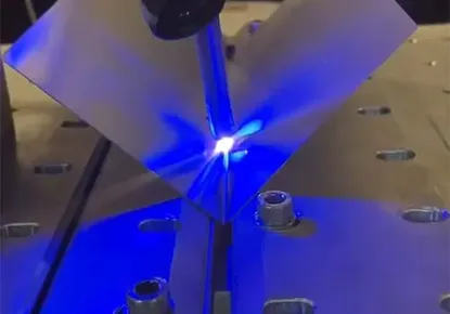 لحام بالليزر لصفائح معدنية