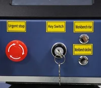 ماكينة اللحام بالليزر لإصلاح قوالب التشكيل