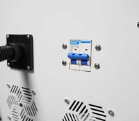 ماكينة تنظيف بالليزر النبضي عالي الدقة