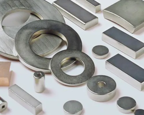 ماكينة القطع بالفايبر ليزر عالية الدقة